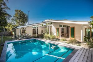 port douglas beach houses